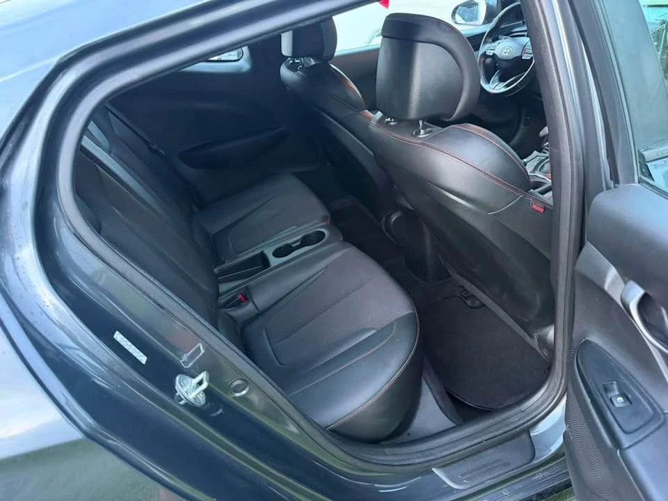 2020 Hyundai Veloster - Image 4 of 6