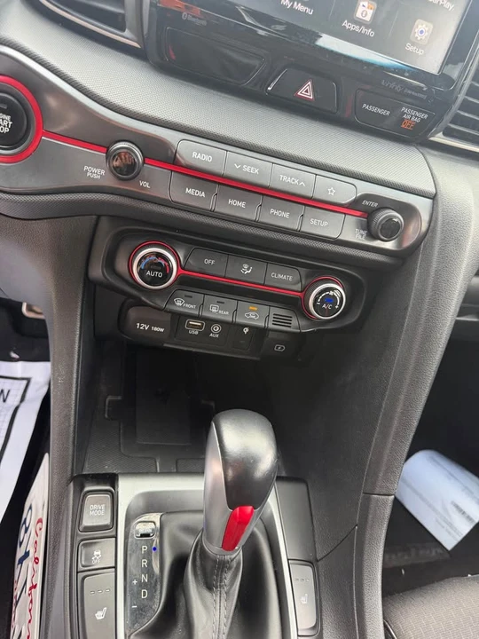 2020 Hyundai Veloster N - Image 11 of 14