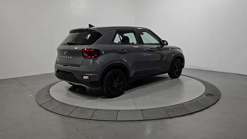 2020 Hyundai Venue - Image 5 of 12