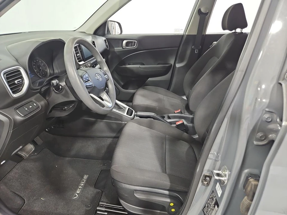 2020 Hyundai Venue - Image 10 of 12