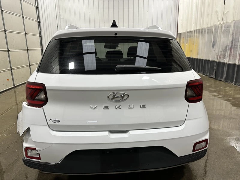 2020 Hyundai Venue - Image 14 of 24