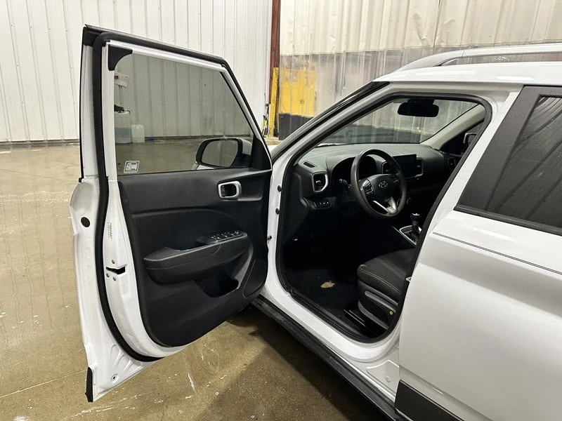 2020 Hyundai Venue - Image 7 of 21
