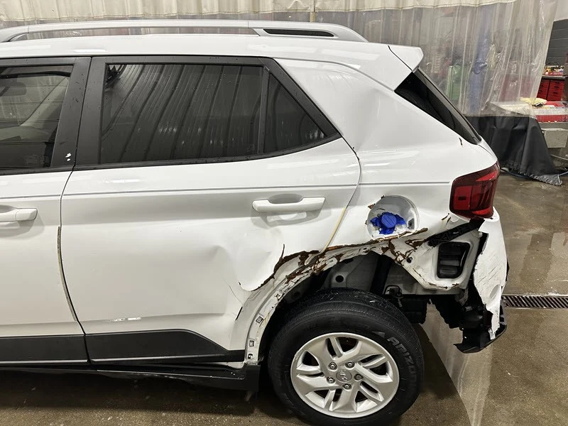 2020 Hyundai Venue - Image 12 of 24