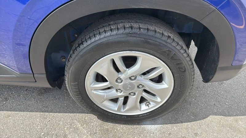 2020 Hyundai Venue - Image 9 of 12