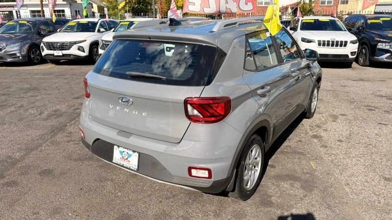 2020 Hyundai Venue - Image 7 of 12