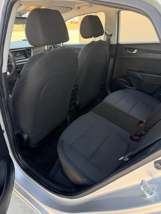 2020 Hyundai Accent - Image 10 of 15