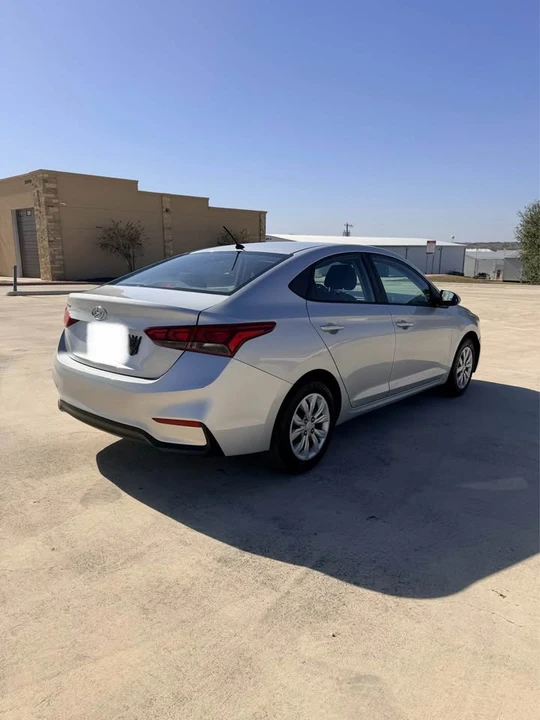 2020 Hyundai Accent - Image 3 of 15