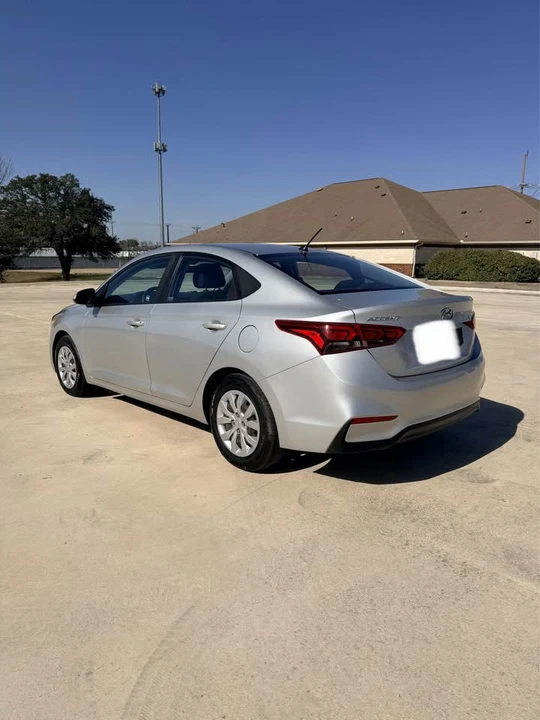 2020 Hyundai Accent - Image 4 of 15