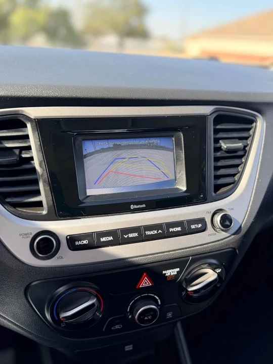 2020 Hyundai Accent - Image 6 of 15