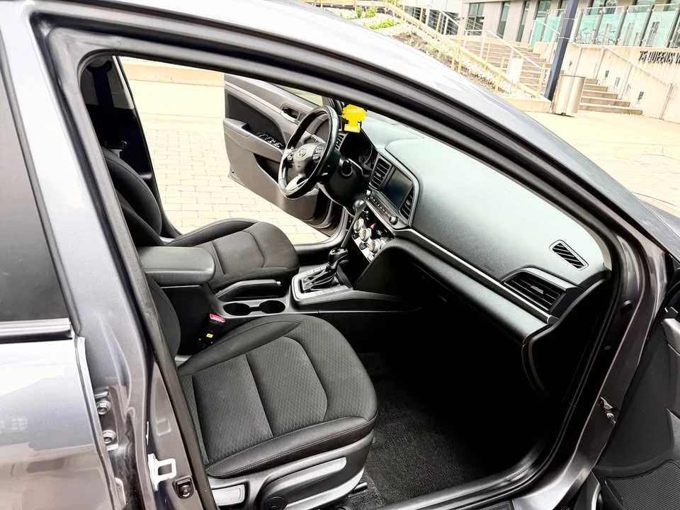 2020 Hyundai Elantra - Image 9 of 10