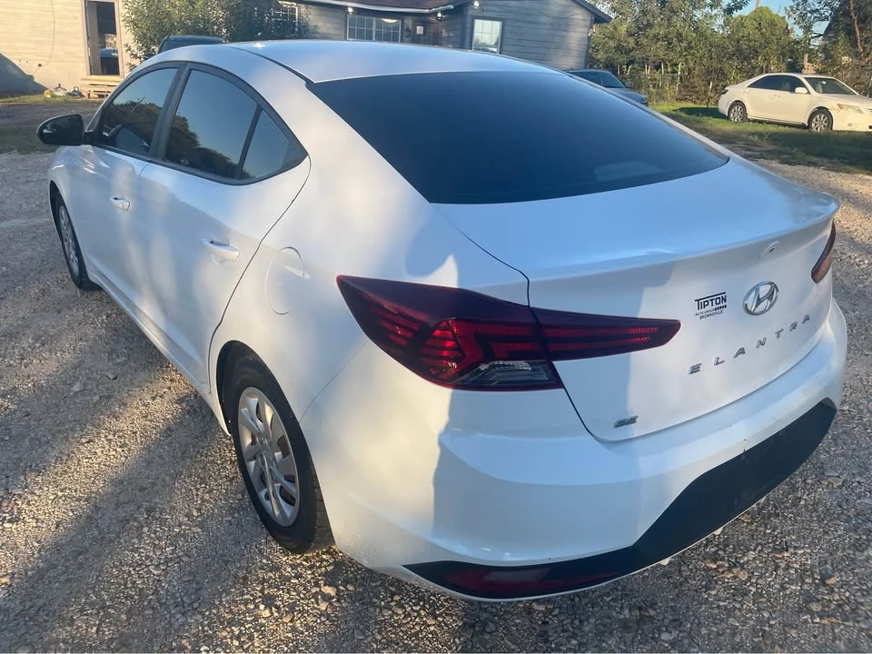 2020 Hyundai Elantra - Image 5 of 16