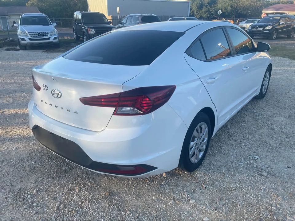 2020 Hyundai Elantra - Image 3 of 16