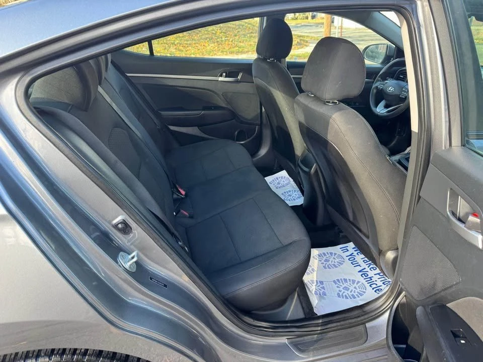 2020 Hyundai Elantra - Image 10 of 16