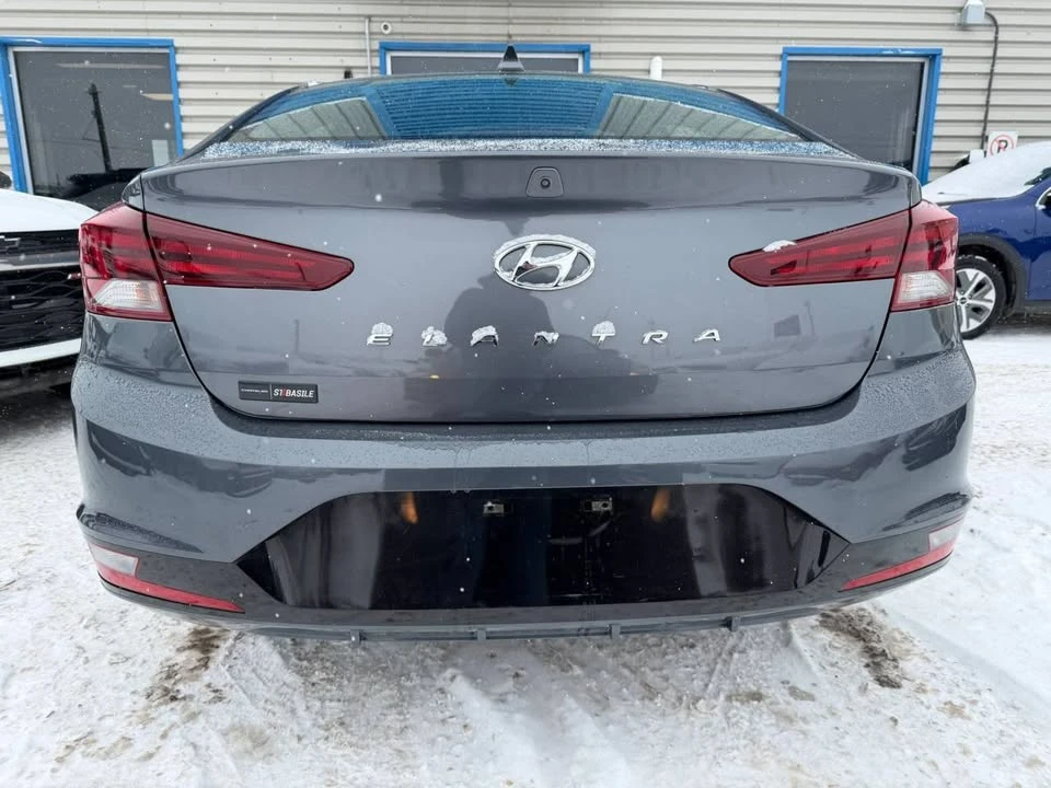 2020 Hyundai Elantra - Image 5 of 18