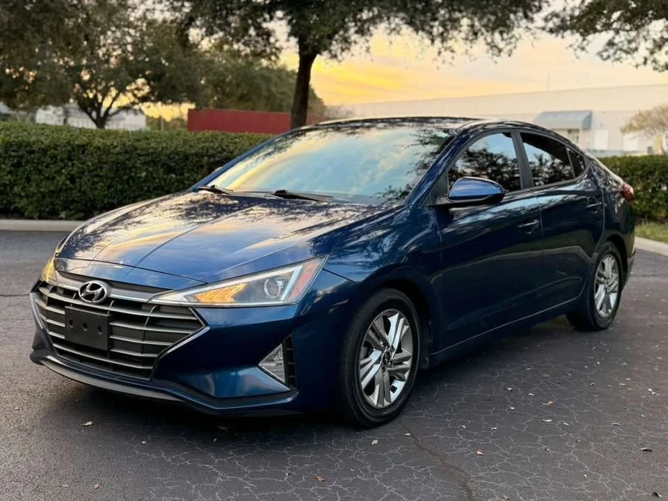 2020 Hyundai Elantra - Image 2 of 12