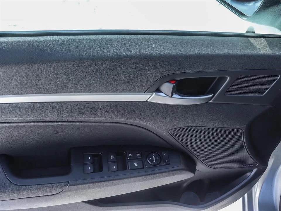 2020 Hyundai Elantra - Image 7 of 20