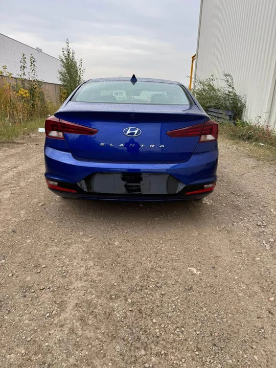2020 Hyundai Elantra - Image 3 of 10