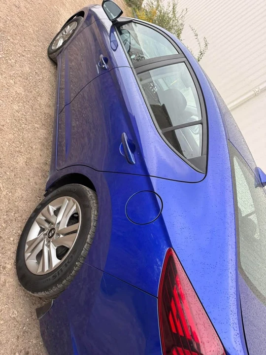 2020 Hyundai Elantra - Image 7 of 10
