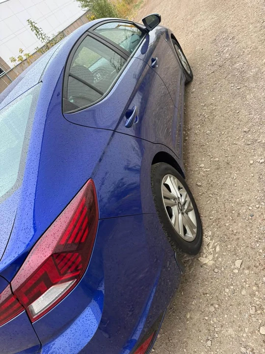 2020 Hyundai Elantra - Image 4 of 10