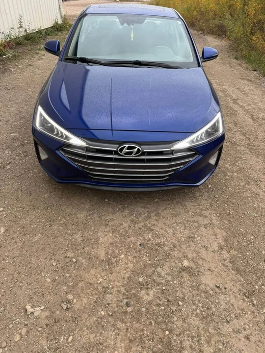 2020 Hyundai Elantra - Image 2 of 10