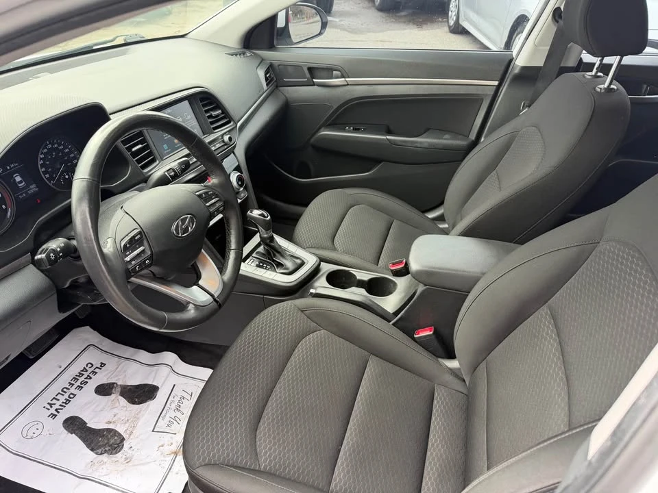 2020 Hyundai Elantra - Image 10 of 16