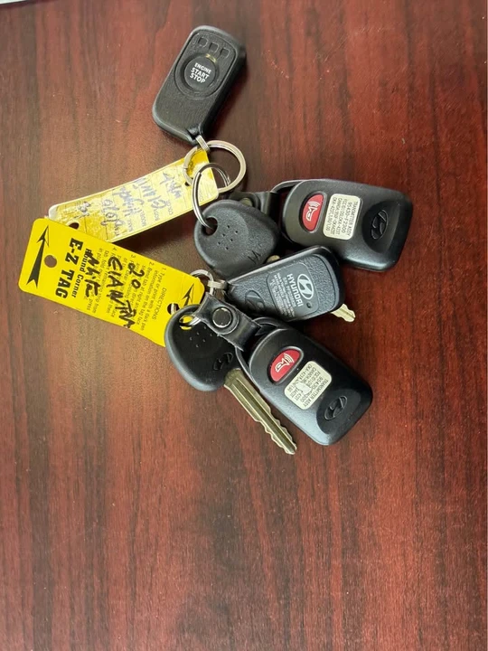 2020 Hyundai Elantra - Image 16 of 16