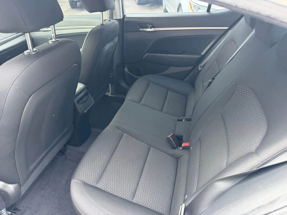2020 Hyundai Elantra - Image 11 of 16