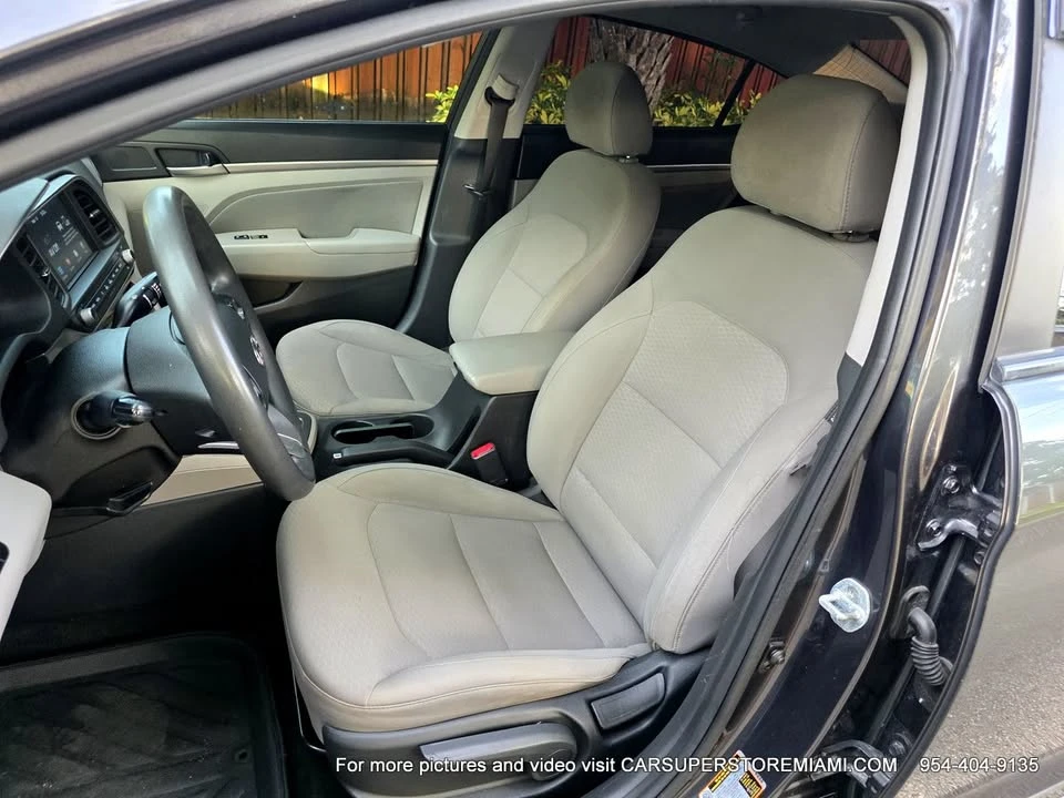 2020 Hyundai Elantra - Image 13 of 20