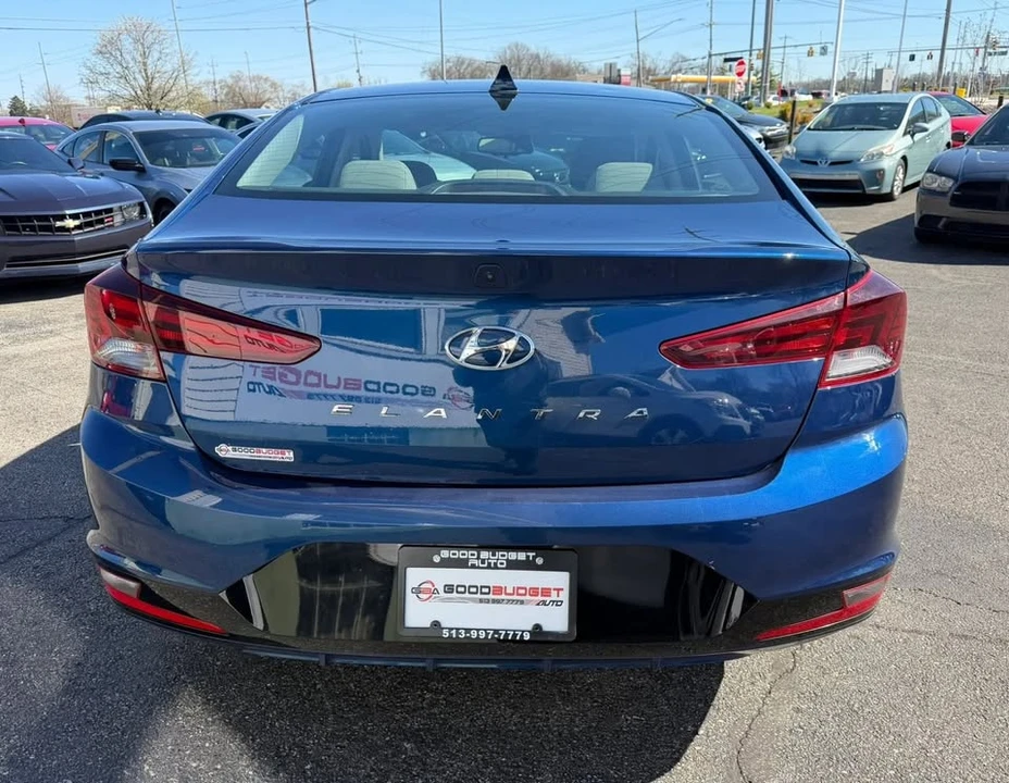2020 Hyundai Elantra - Image 8 of 20