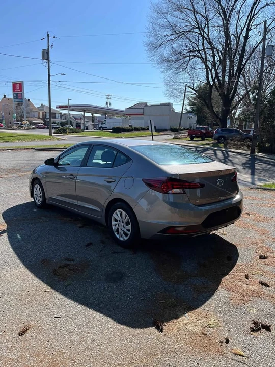 2020 Hyundai Elantra - Image 3 of 8