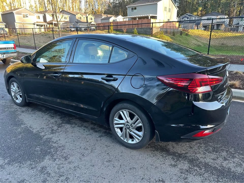 2020 Hyundai Elantra - Image 6 of 13
