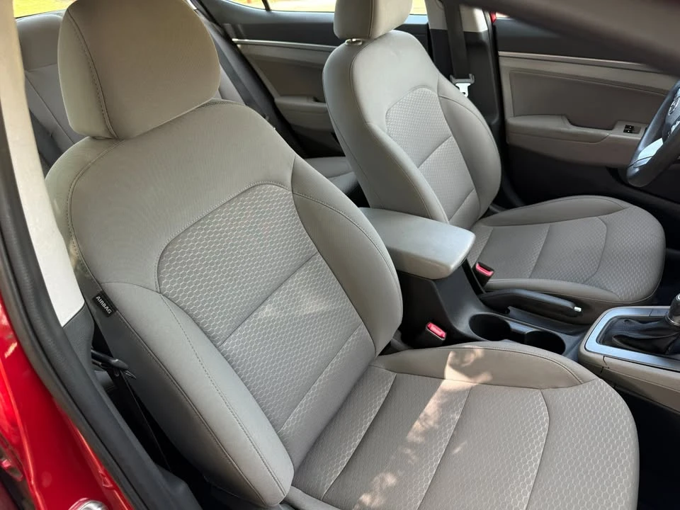 2020 Hyundai Elantra - Image 12 of 18