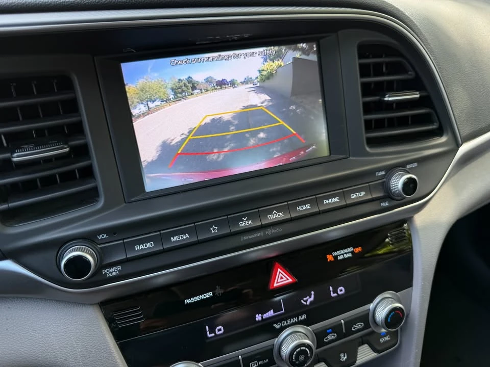 2020 Hyundai Elantra - Image 18 of 18