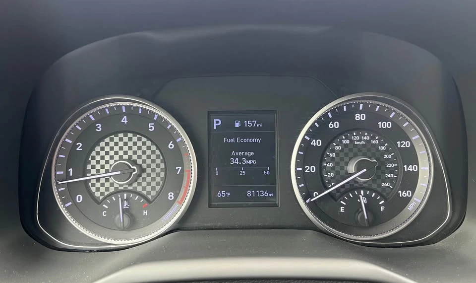 2020 Hyundai Elantra - Image 9 of 10