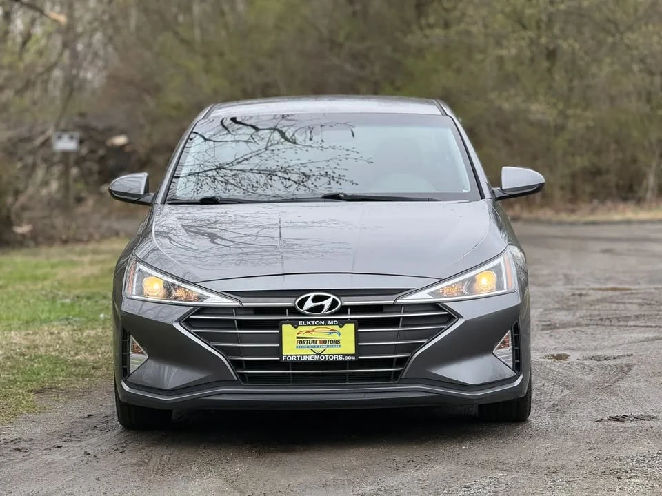 2020 Hyundai Elantra - Image 2 of 9