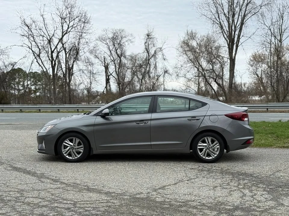 2020 Hyundai Elantra - Image 7 of 9