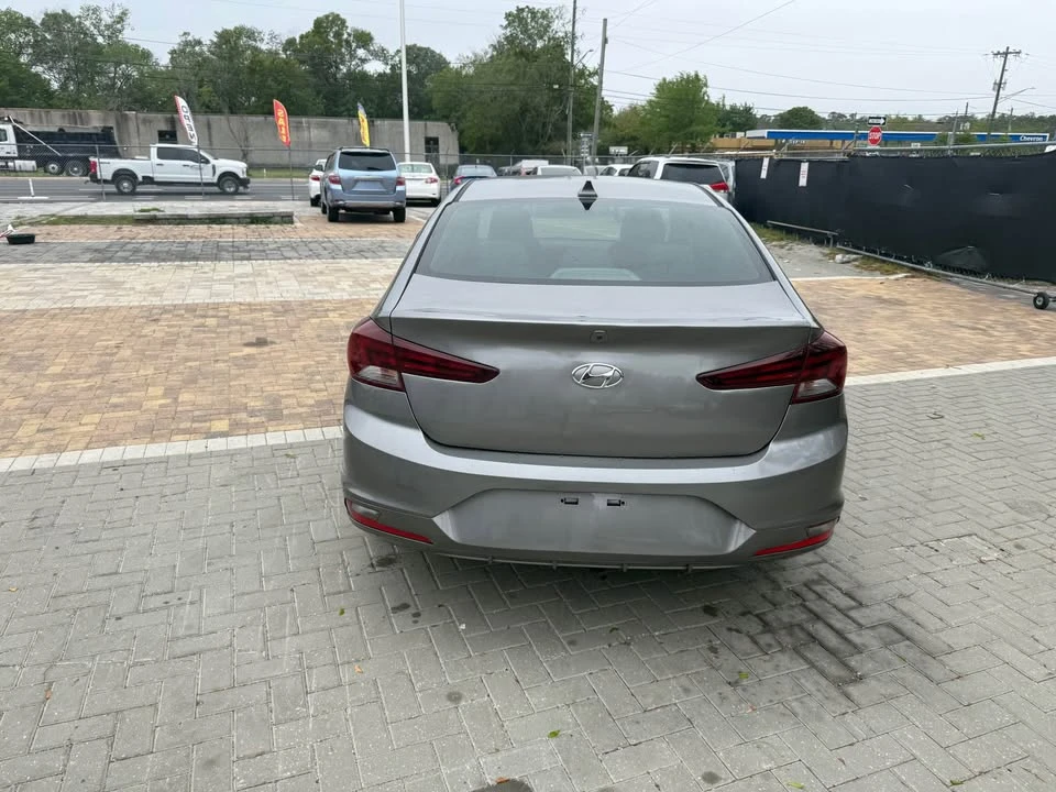 2020 Hyundai Elantra - Image 3 of 8