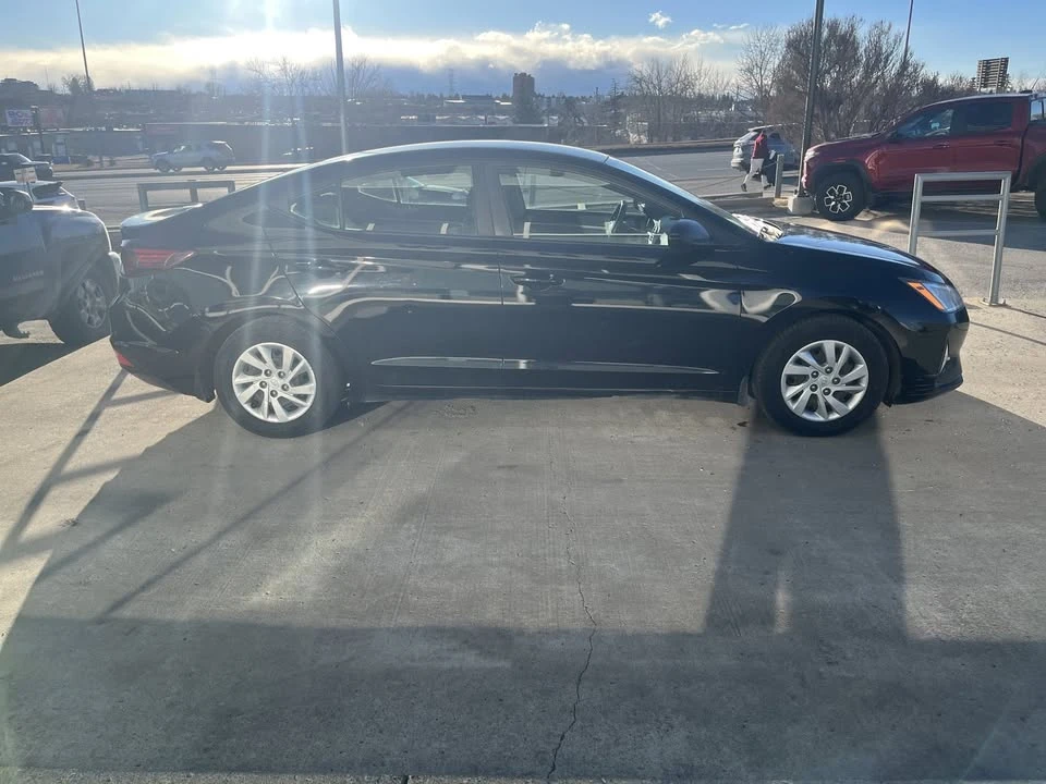 2020 Hyundai Elantra - Image 3 of 10