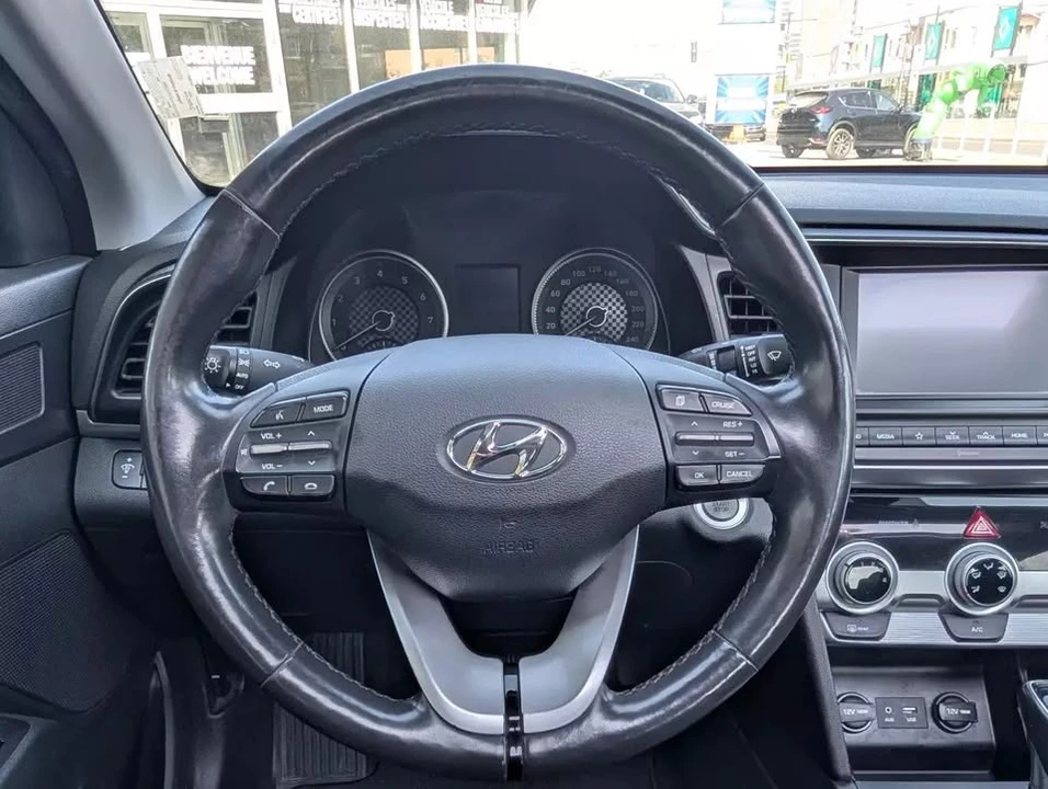 2020 Hyundai Elantra - Image 15 of 18