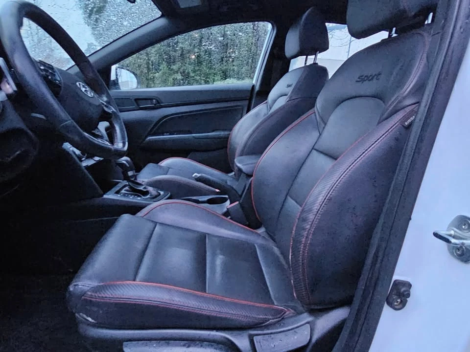 2020 Hyundai Elantra - Image 12 of 19