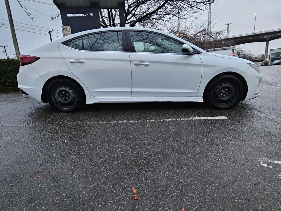 2020 Hyundai Elantra - Image 6 of 19