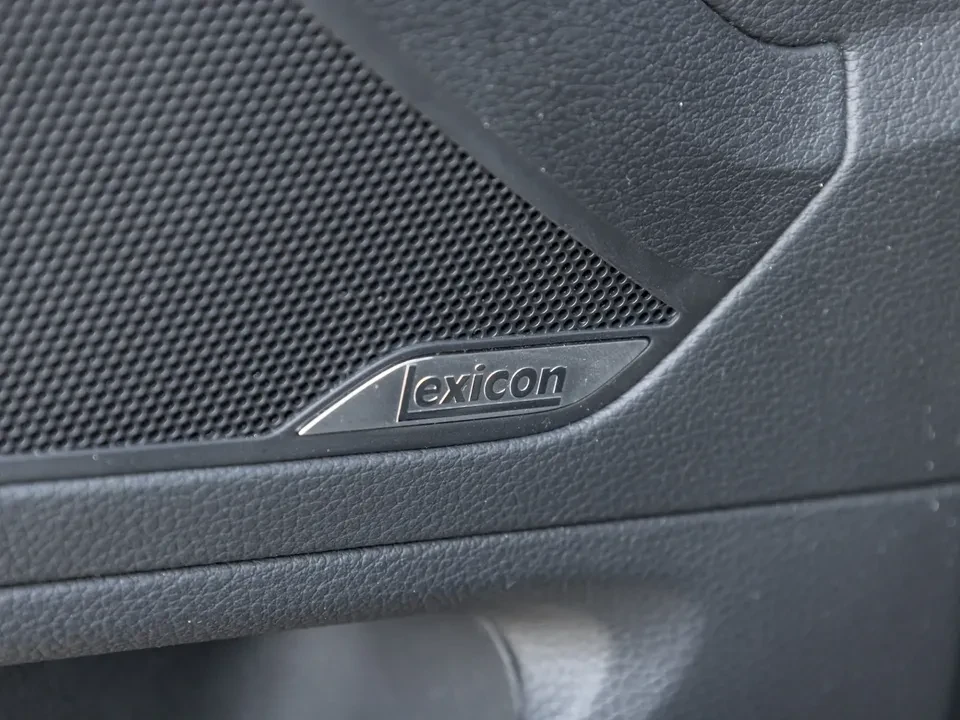 2020 Hyundai Genesis - Image 10 of 20