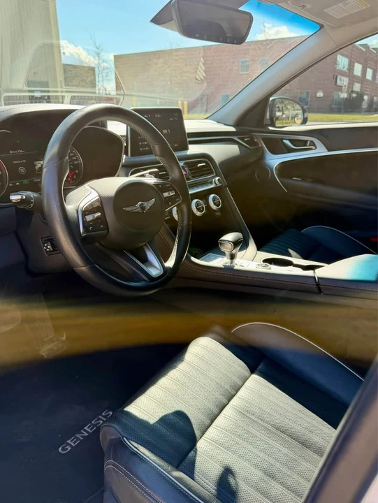 2020 Hyundai Genesis - Image 9 of 16