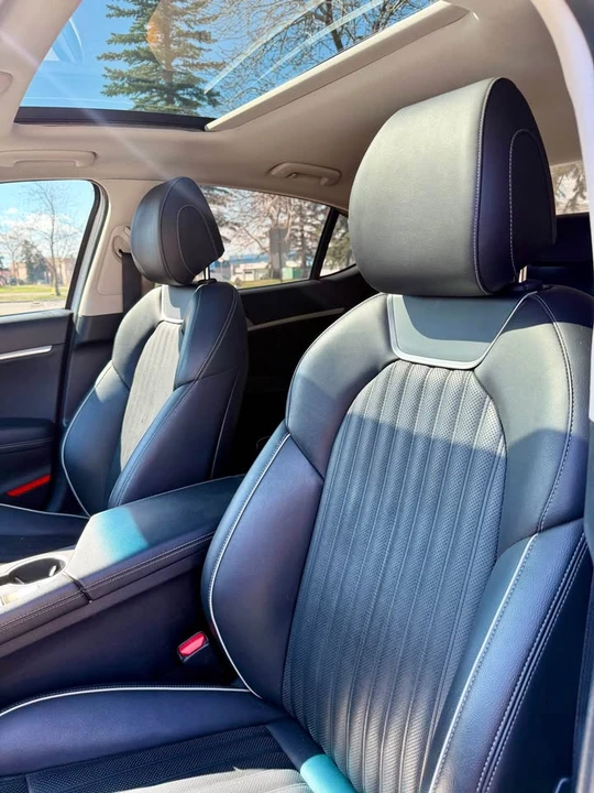 2020 Hyundai Genesis - Image 11 of 15
