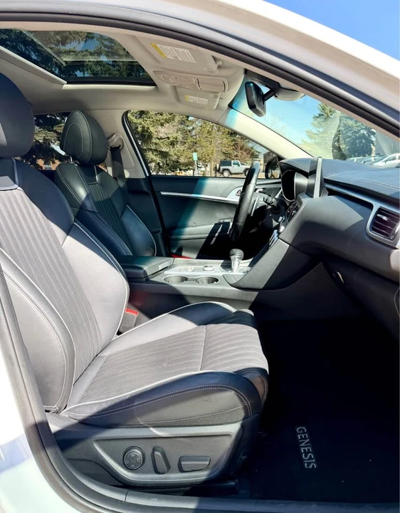 2020 Hyundai Genesis - Image 9 of 15