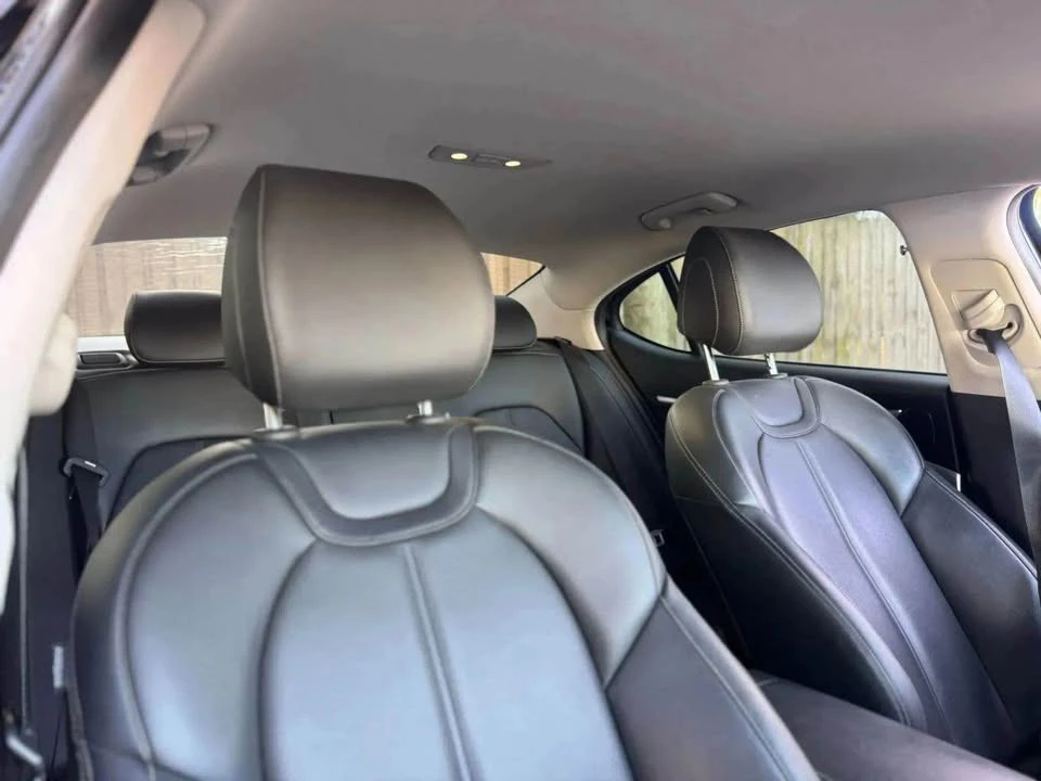 2020 Hyundai Genesis - Image 11 of 13