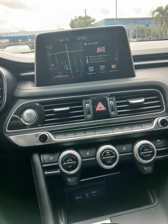 2020 Hyundai Genesis - Image 9 of 11