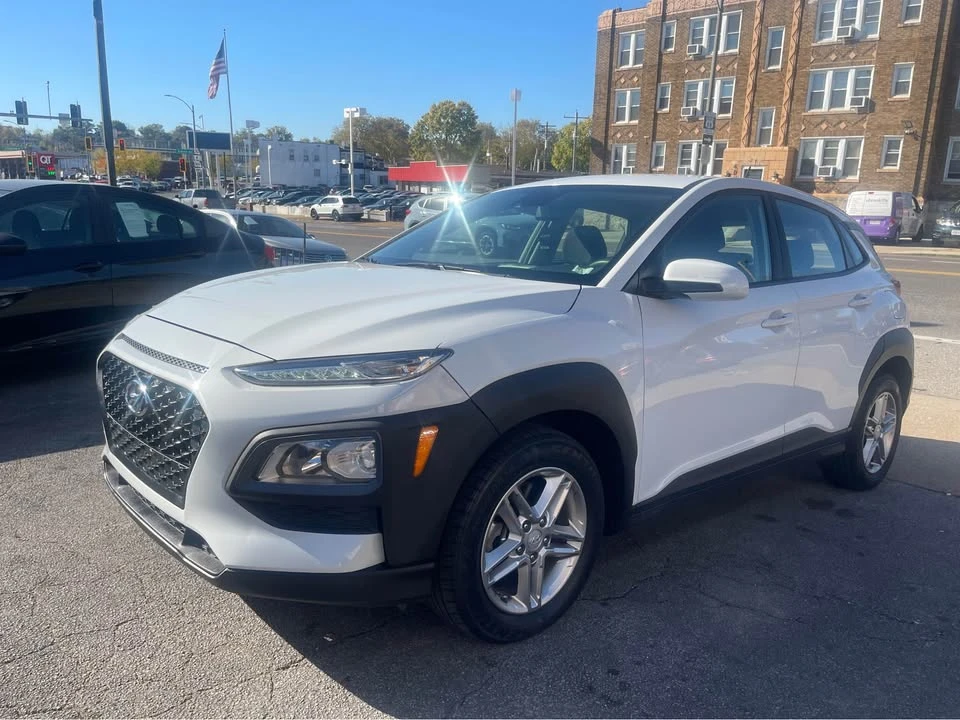 2020 Hyundai Kona - Image 2 of 15
