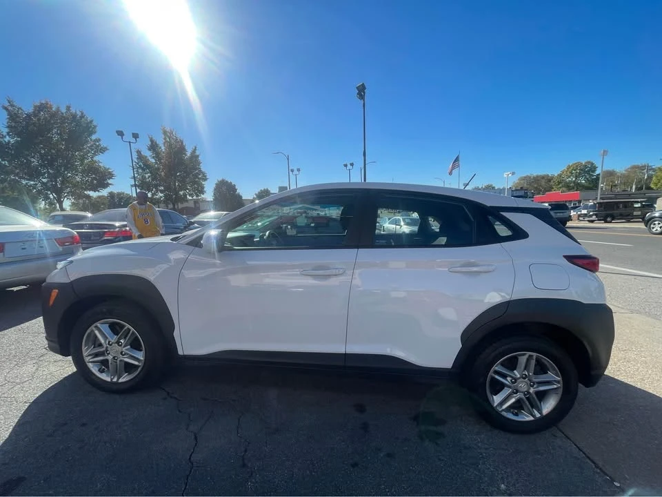 2020 Hyundai Kona - Image 5 of 15