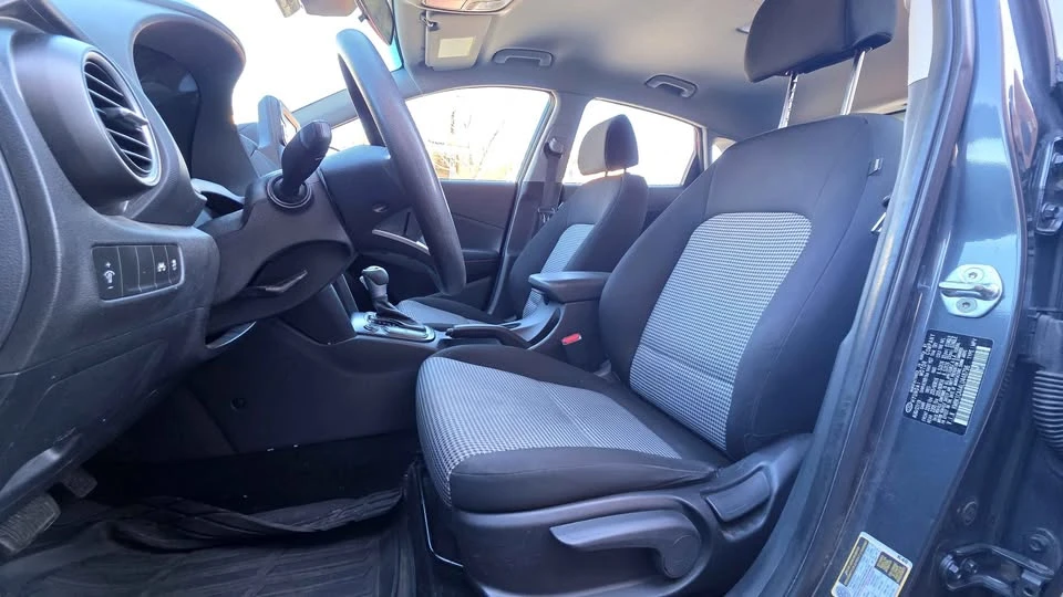 2020 Hyundai Kona - Image 11 of 18